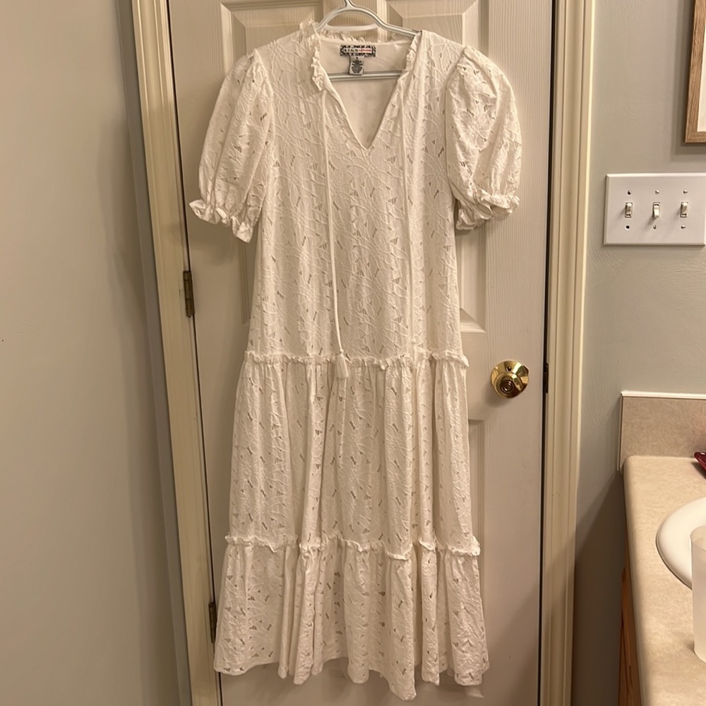 Dress - Picture 4 of 7